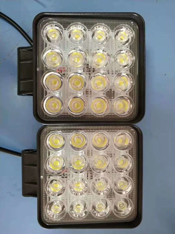 48w الحفارات الغيار 12V 24V حفرة العمل الضوء للشاحنة حفرة السيارات والسيارات