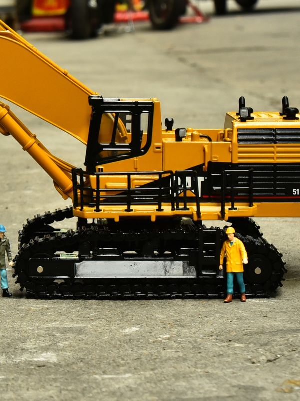 كارتر CAT5110B مجموعة الحفارات الكبيرة نموذج مركبات الهندسة معا محاكاة المعدن القطع اليدوية الزينة