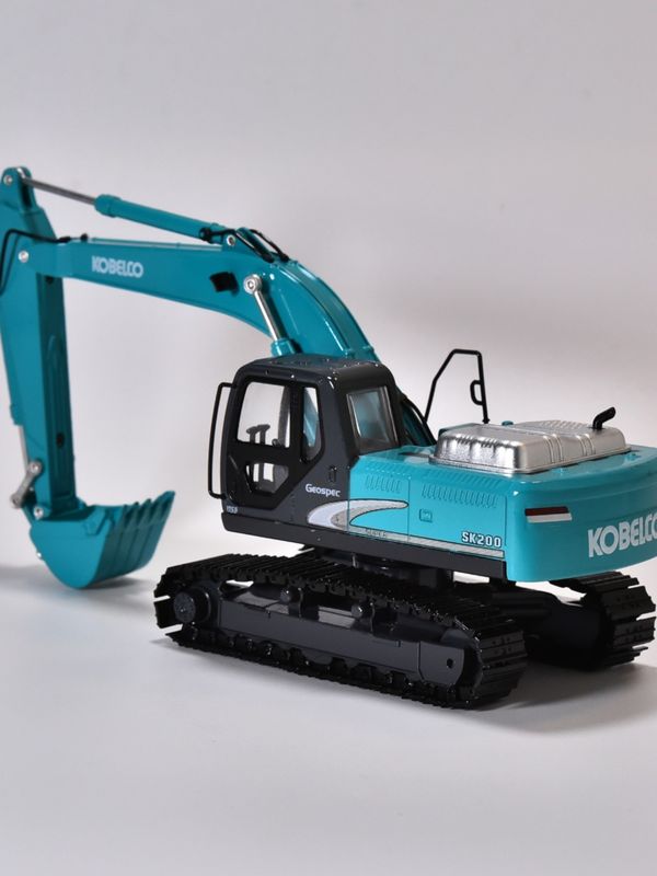 طراز الحفرة KOBELCO محاكاة أصلية للسيارة سبيكة المعدن شينكو SK200 الديكور غير الألعاب