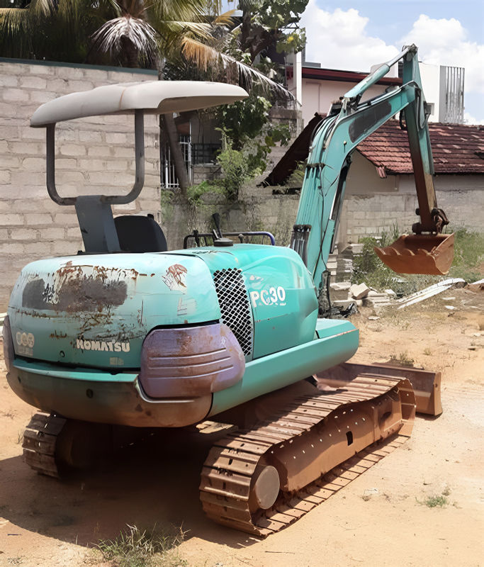 محفر كوماتسو PC30-7 المستخدم بشكل جيد معتمد من قبل منظمة الصحة العالمية للإنشاءات والمناظر الطبيعية