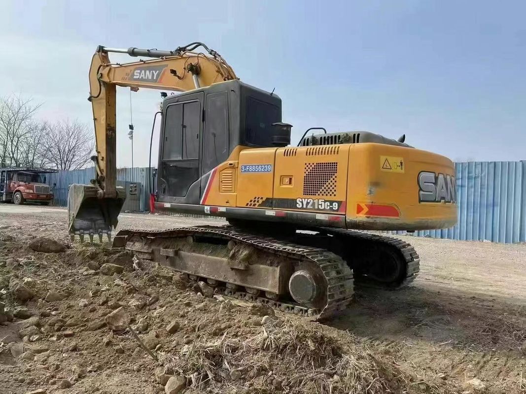المستخدم SANY SY215C 21.5 طن الحفرة لمعدات التعدين والبناء وتحريك الأرض