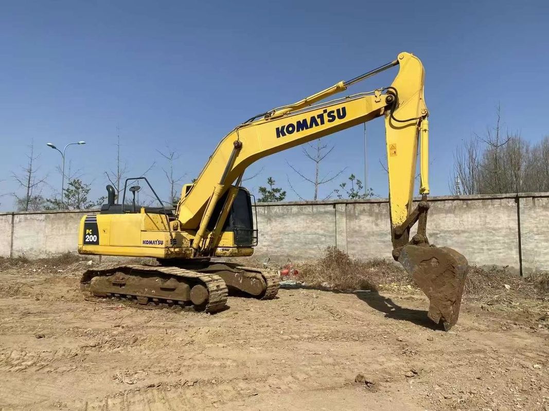 حفرة كوماتسو ذات الأداء العالي PC200-8M0 ذات 20 طن لمشاريع البناء