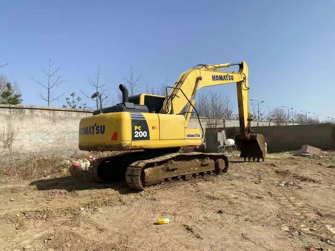 حفرة كوماتسو ذات الأداء العالي PC200-8M0 ذات 20 طن لمشاريع البناء