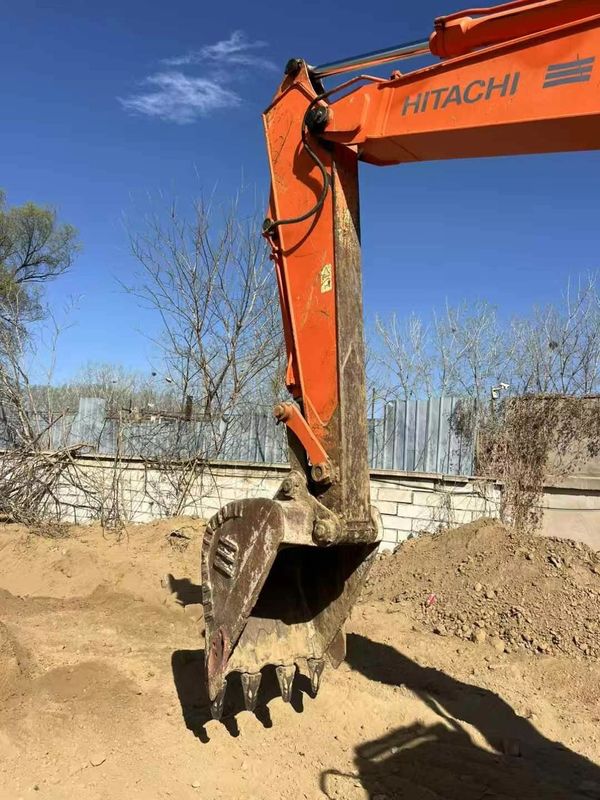 حفرة هيتاشي ZAXIS 120 مستعملة سعة 12 طن كامل الخدمة تاريخ البناء التعدين