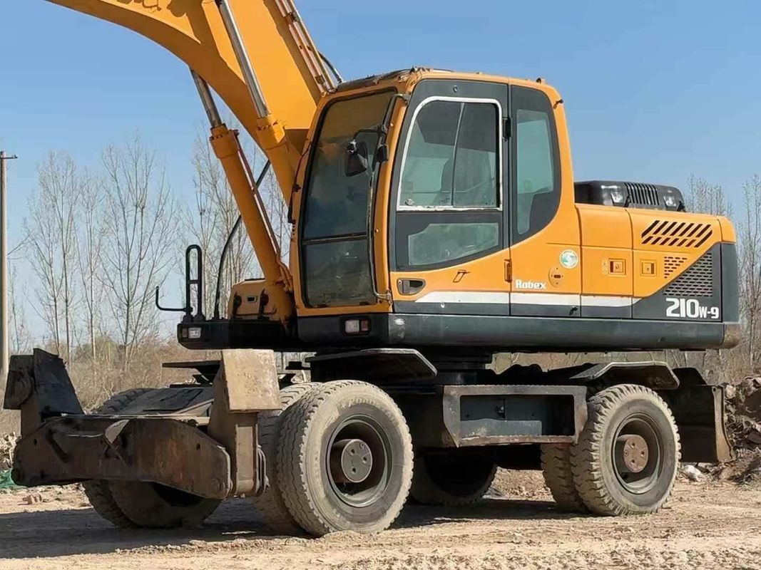 المستخدمة 2014 Hyundai 210-9 عجلة الحفريات | حالة موثوقة | سعر بأسعار معقولة