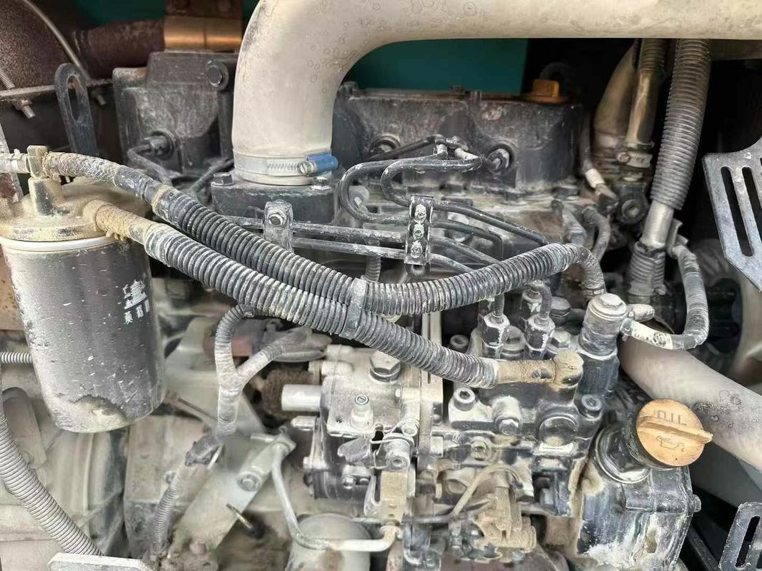 كوبيلكو SK60-8 حفرة مستعملة في حالة جيدة