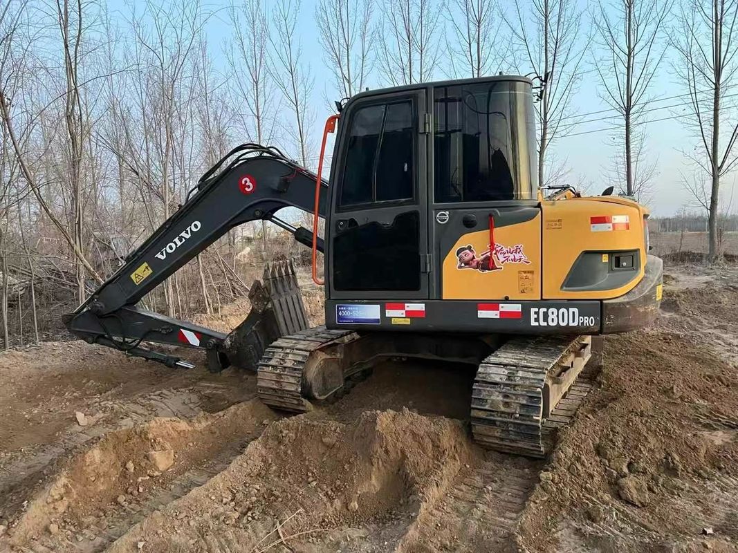حفرة فولفو EC80 ذات الأداء الأسود المستخدمة لمشروع البناء الثقيل