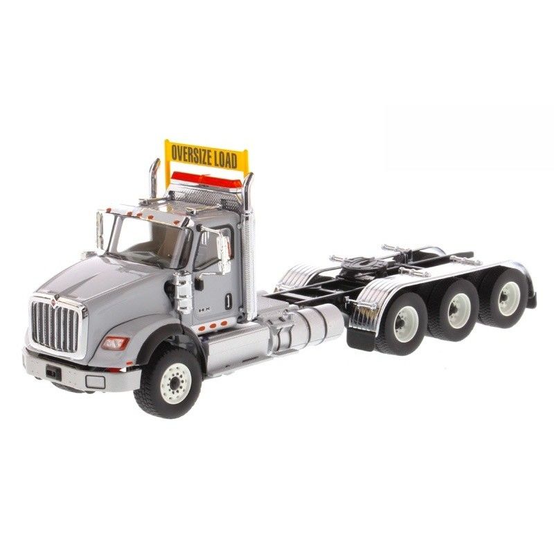 DM International HX620 ثلاثي المحور الشاحنة الأمريكية المسطحة النموذج 1/50 مقياس الصب الصب 71011